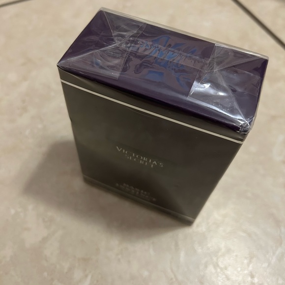 Basic Instinct for women perfume - Picture 4 of 4